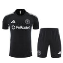 Conjunto hombre entrenamiento Inter Miami camiseta y pantalón corto negro temporada 2025 2026 calidad 1.1 oficial, Inter Miami entrenamiento 2025, Conjunto negro Miami, Ropa entrenamiento Inter Miami, Camiseta entrenamiento Messi hombre, Calidad 1.1 Miami, Tienda Hincha Futbolero, MLS 2026 training, Bloke Core deportivo, Regalo hombre Inter Miami, Kit entrenamiento negro 25/26.