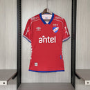 Camiseta hombre Nacional de Uruguay temporada 2025 2026 primera equipación roja escudo bordado calidad 1.1 oficial, Nacional 2025, Camiseta Nacional roja, Nacional de Uruguay 25/26, Camiseta Bolso roja, Camiseta barata Nacional, Calidad 1.1 Uruguay, Fútbol Uruguayo 2026, Tienda Hincha Futbolero, Decano, Bloke Core Tricolor.