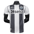 Camiseta hombre Newcastle United primera equipación versión jugador blanca y negra temporada 2025 2026 calidad 1.1 oficial, Newcastle United 2025, Camiseta Newcastle versión jugador, Camiseta Newcastle 25/26 authentic, Jersey Newcastle local jugador, Calidad 1.1 Newcastle, Tienda Hincha Futbolero, Premier League 2026, Bloke Core Magpies, Regalo hombre Newcastle, Camiseta Newcastle Player Version.