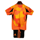 Conjunto infantil PSG 2025 2026 edición especial naranja y pantalón negro calidad 1.1 oficial, PSG infantil especial, Conjunto niño PSG naranja, Ropa Paris Saint-Germain niños 2026, Equipación PSG junior 25/26, Calidad 1.1 infantil naranja, Tienda Hincha Futbolero, Regalo niño fútbol PSG, Camiseta naranja PSG niño, PSG Kids 2025 Special Edition.