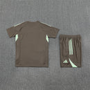 REAL MADRID CONJUNTO ENTRENAMIENTO 25/26 HOMBRE - TIENDA HINCHA FUTBOLERO