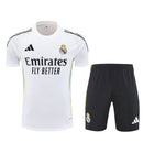 Conjunto hombre entrenamiento Real Madrid camiseta blanca y pantalón corto negro temporada 2025 2026 calidad 1.1 oficial, Real Madrid entrenamiento 2025, Conjunto blanco y negro Madrid, Ropa entrenamiento Real Madrid, Camiseta entrenamiento Madrid hombre, Calidad 1.1 Merengue, Tienda Hincha Futbolero, La Liga 2026 training, Bloke Core deportivo, Regalo hombre Real Madrid, Kit entrenamiento blanco 25/26.