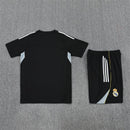 Conjunto hombre entrenamiento Real Madrid camiseta y pantalón corto negro temporada 2025 2026 calidad 1.1 oficial, Real Madrid entrenamiento 2025, Conjunto entrenamiento negro Madrid, Ropa entrenamiento Real Madrid, Camiseta entrenamiento Madrid hombre, Calidad 1.1 Merengue, Tienda Hincha Futbolero, La Liga 2026 training, Bloke Core deportivo, Regalo hombre Real Madrid, Kit entrenamiento 25/26.