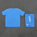 Real Madrid 2026 entrenamiento, Conjunto hombre Real Madrid, Camiseta azul Real Madrid, Pantalón azul Real Madrid, Ropa oficial Real Madrid, Kit entrenamiento fútbol hombre, Regalo fútbol hombre Real Madrid, Equipación Valdebebas, Comprar conjunto barato, Tienda Hincha Futbolero.