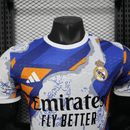 Camiseta hombre Real Madrid temporada 2025 2026 edición especial Dragon color blanco y azul versión jugador auténtica calidad 1.1 oficial, Real Madrid 2025, Camiseta Madrid Dragon, Real Madrid 25/26 especial, Camiseta auténtica Madrid, Ropa barata Real Madrid, Calidad 1.1 Madrid, Moda madridista 2026, Tienda Hincha Futbolero, Hala Madrid, Bloke Core Madrid.