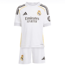 Conjunto infantil completo Real Madrid primera equipación blanco camiseta y pantalón corto temporada 2025 2026 calidad 1.1 oficial, Real Madrid 2026, Conjunto infantil Real Madrid, Kit niños Real Madrid blanco, Equipación Real Madrid barata, Calidad 1.1 Madridista, Tienda Hincha Futbolero, Mbappé niños 2026, Ropa fútbol niños Madrid, Camiseta blanca Real Madrid niños, Regalo fútbol niños.