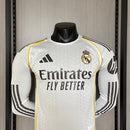Camiseta hombre Real Madrid temporada 2025 2026 primera equipación blanca manga larga versión jugador auténtica tejido técnico calidad 1.1 oficial,Real Madrid 2025, Camiseta Real Madrid jugador, Real Madrid manga larga, Madrid Authentic 25/26, Camiseta blanca Madrid, Camiseta barata Real Madrid, Calidad 1.1 Madrid, La Liga 2026, Tienda Hincha Futbolero, Hala Madrid, Bloke Core Lujo.