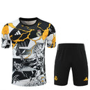 Real Madrid Marvel, Conjunto Real Madrid 2026, Entrenamiento Real Madrid 26/27, Ropa Real Madrid barata, Kit Real Madrid Marvel, Calidad 1.1 Madrid, Nueva colección 2027, Regalo fútbol hombre, Tienda Hincha Futbolero, Hala Madrid y Nada Más.