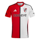 Camiseta hombre River Plate tercera equipación blanca y roja temporada 2025 2026 calidad 1.1 oficial, River Plate 2025, Tercera camiseta River, Camiseta River blanca y roja, Camiseta alternativa River 25/26, Calidad 1.1 River, Tienda Hincha Futbolero, Fútbol Argentino 2026, Bloke Core River, Regalo hombre River Plate, Jersey River Plate third.