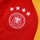 Sudadera hombre Selección Alemania temporada 2026 2027 color rojo oficial fútbol técnica transpirable entrenamiento urbana mundial roja.