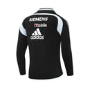 Sudadera hombre Real Madrid temporada 2004 2005 entrenamiento negra retro calidad 1.1 premium madridista era Galácticos Ronaldo Zidane Beckham. Real Madrid 2004, Sudadera Real Madrid negra, Ropa Real Madrid retro, Entrenamiento Madrid 04/05, Calidad 1.1 Real Madrid, Galácticos Gear, Tienda Hincha Futbolero, Real Madrid Black Retro Sweatshirt.