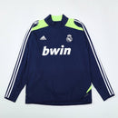 Sudadera hombre Real Madrid temporada 2012 2013 entrenamiento azul marino detalles celestes retro calidad 1.1 premium madridista 110 YEARS. Real Madrid 2012, Sudadera Real Madrid azul, Sudadera Madrid navy, Ropa Real Madrid retro, Entrenamiento Madrid 12/13, Calidad 1.1 Real Madrid, Madridista Navy Gear, Tienda Hincha Futbolero, Real Madrid Navy Vintage.