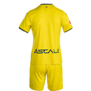 Conjunto infantil primera equipación Villarreal CF camiseta y pantalón amarillo temporada 2025 2026 calidad 1.1 oficial, Villarreal infantil 2025, Conjunto niño Villarreal amarillo, Ropa Villarreal CF niños, Equipación Villarreal junior 25/26, Calidad 1.1 infantil, Tienda Hincha Futbolero, Regalo niño Villarreal fútbol, Camiseta amarilla Villarreal niño, Villarreal Kids Home Kit.